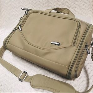 Travelon Organizer Weekend/Travel Bag